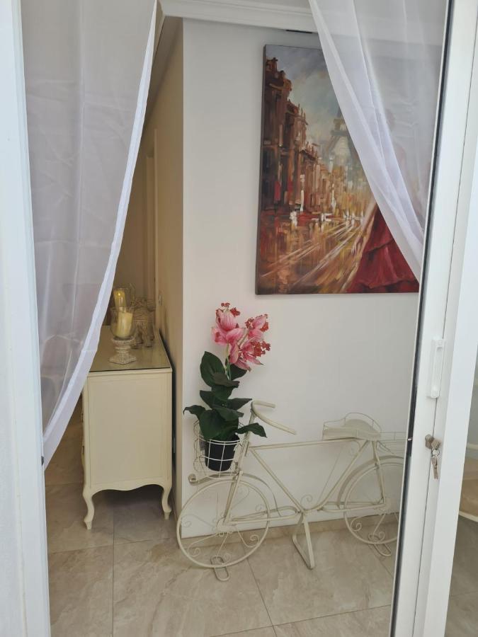 Retro 1 Bedroom Apartment Chayofa Extérieur photo